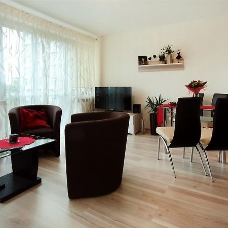 Jtb Apartament Odziezowa Lejlighed Stettin Eksteriør billede